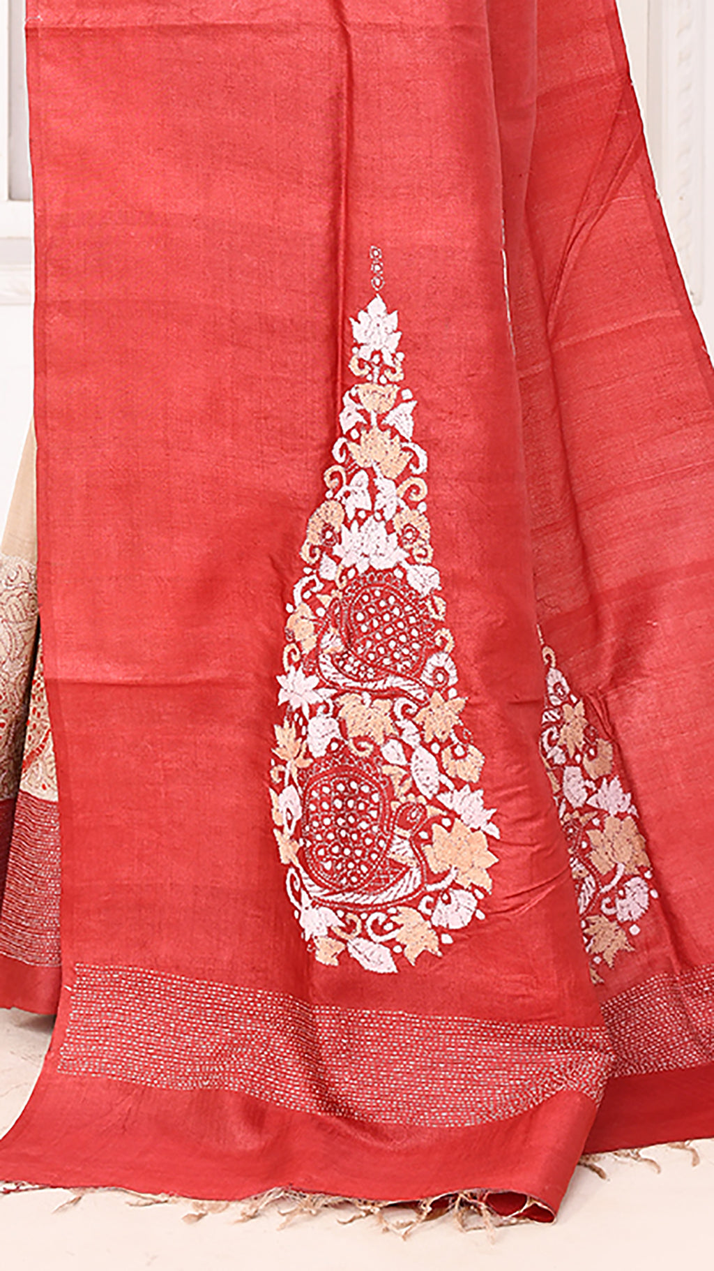 kantha Handcrafted Elegance