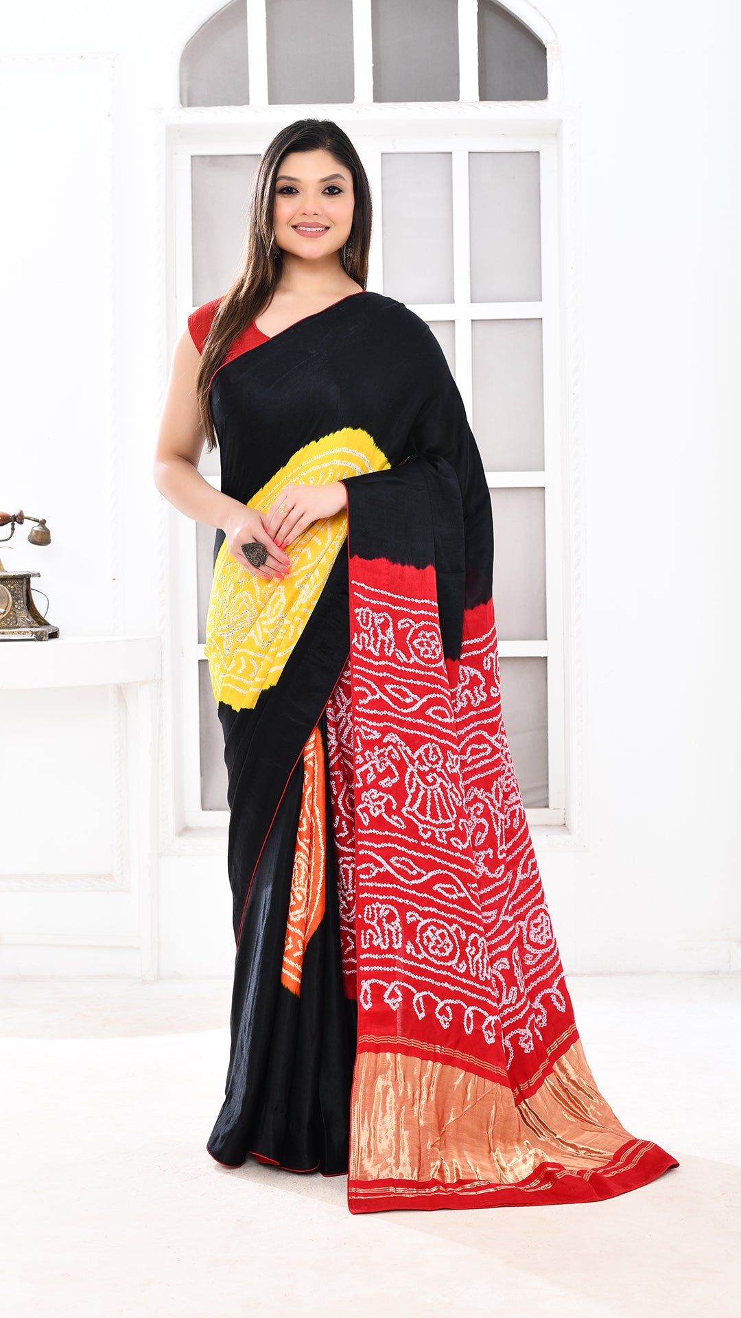 Gazi Silk Tissue Palu Hand Bandhej Black