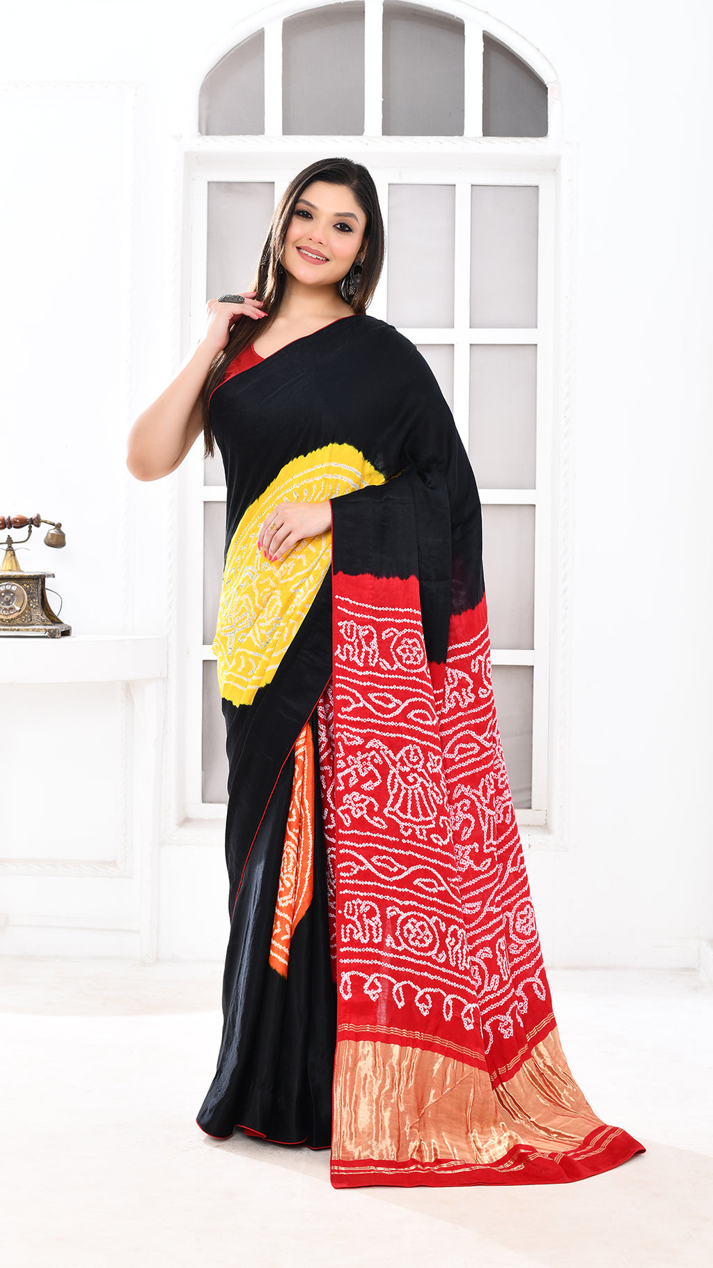 Gazi Silk Tissue Palu Hand Bandhej Black