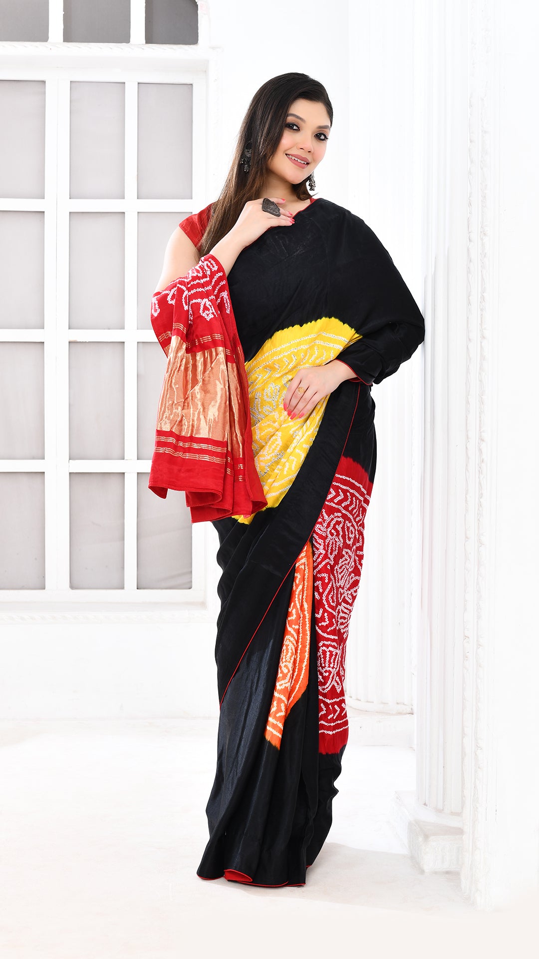 Gazi Silk Tissue Palu Hand Bandhej Black