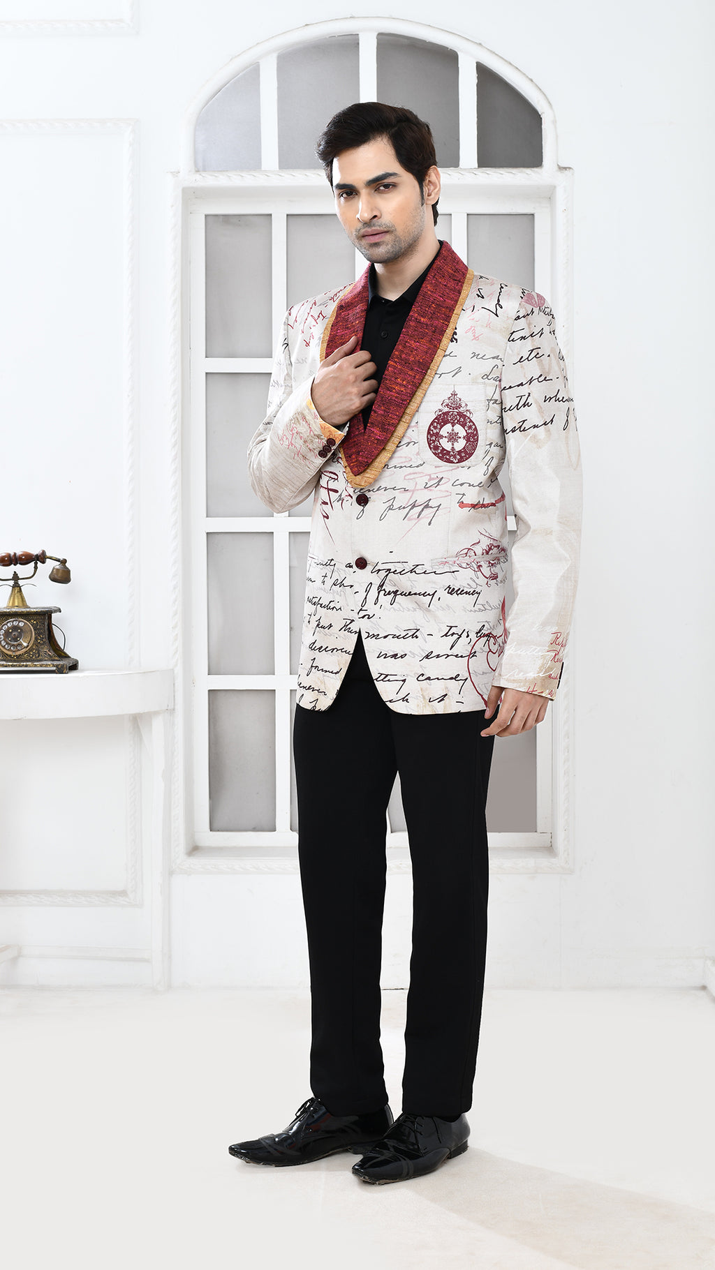 off white inscription moroon musturd collar