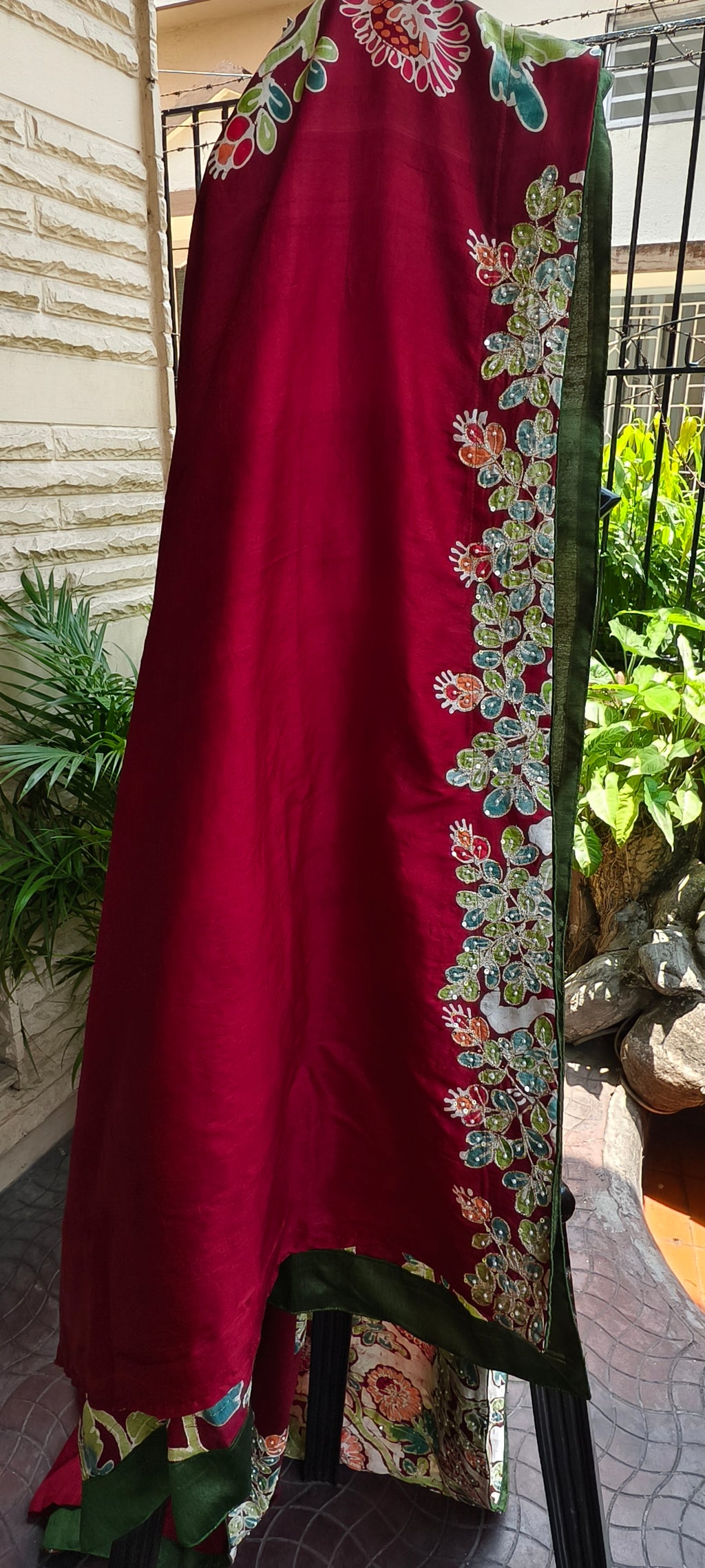 Silk Hand Batik Zardozi Pearl Work Bishnupur Silk Saree